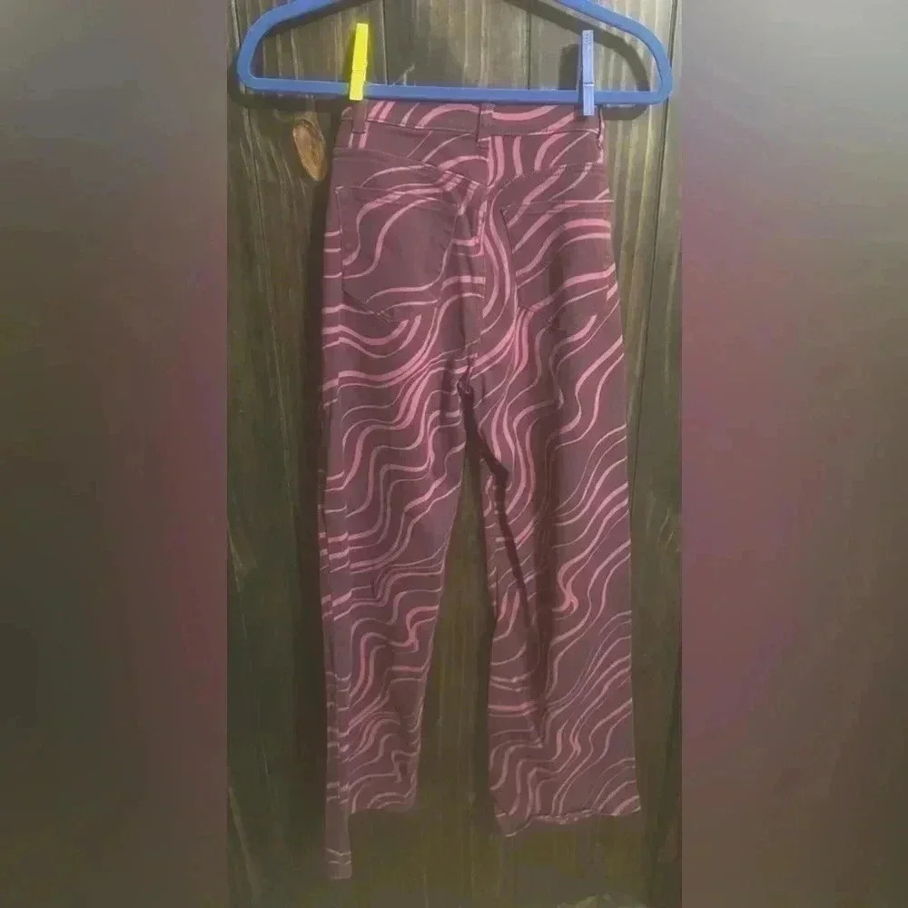 Funky Patterned Wide-Leg H&M Jeans. Size:2 - Picture 6 of 6